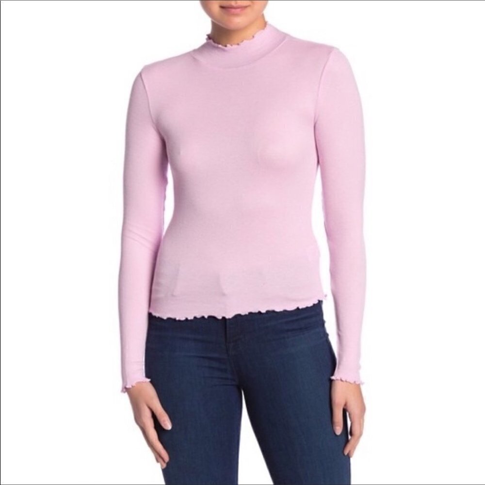 Abound Lettuce Hem Long Sleeve Pullover Tee Shirt